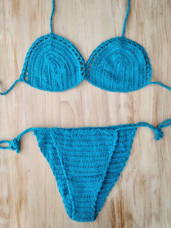 Bikini de croché azul turquesa